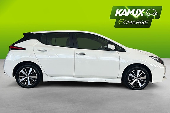 Nissan Leaf 2 of 26