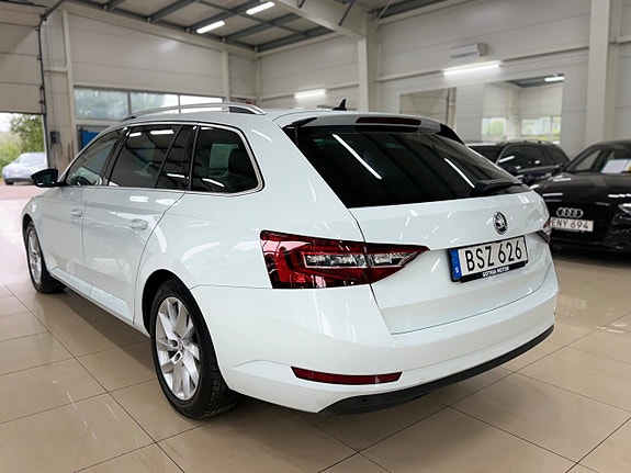 Skoda Superb 6 of 17