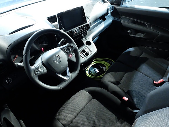 Opel Combo-e 11 of 11