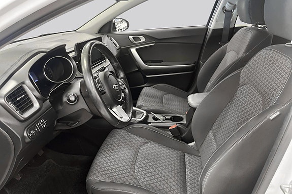Kia Ceed 8 of 14