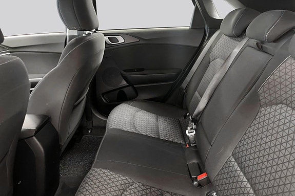 Kia Ceed 9 of 14