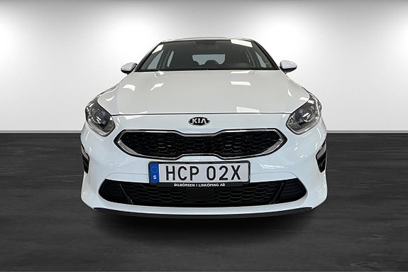 Kia Ceed 2 of 14