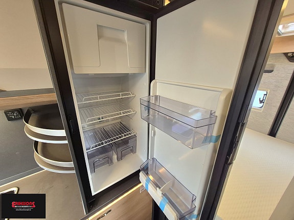 Knaus Platinum Selection 8 of 13