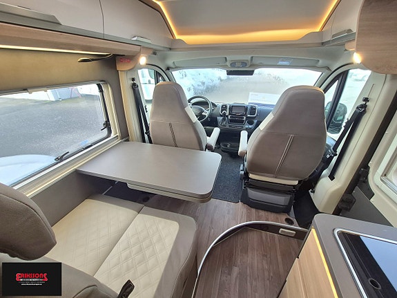 Knaus Platinum Selection 4 of 13