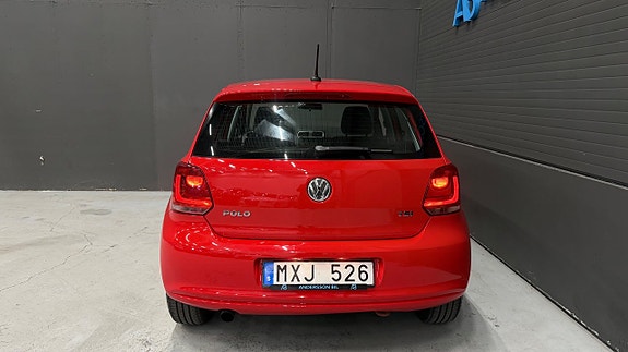 Volkswagen Polo 8 of 23