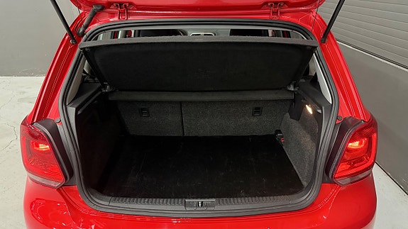 Volkswagen Polo 23 of 23