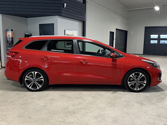 Kia Ceed 3 of 12