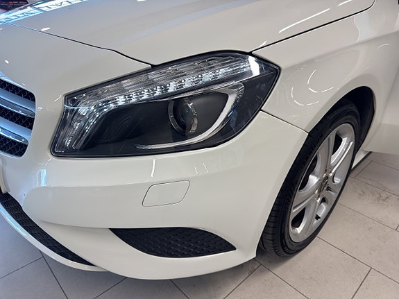 Mercedes-Benz A180 22 of 22