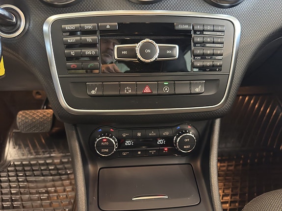 Mercedes-Benz A180 18 of 22