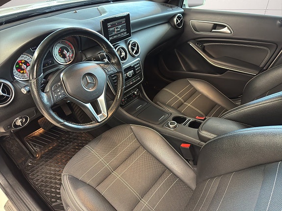 Mercedes-Benz A180 9 of 22