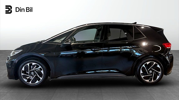 Volkswagen ID.3 2 of 14