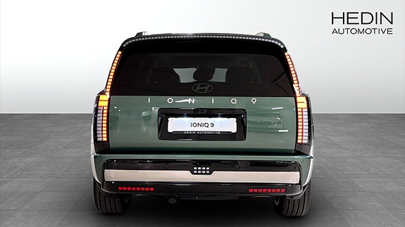 Hyundai Ioniq 9 7 of 13