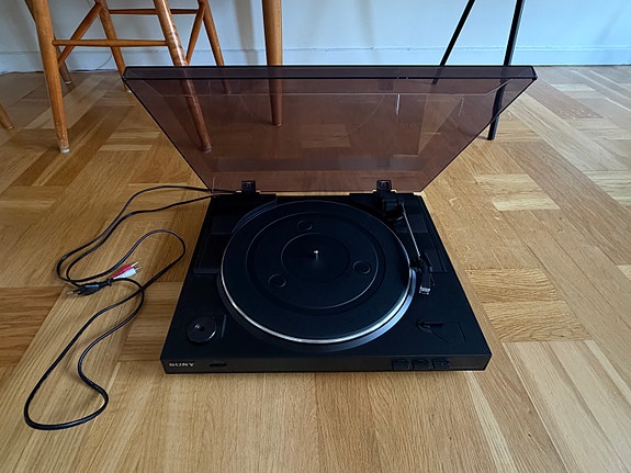 Product image 1 of 3