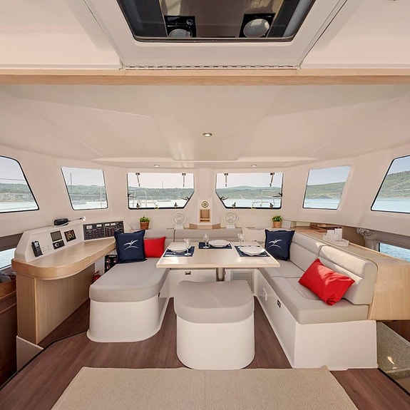 Seawind 1170: nästan ny, välutrustad & byggd för att seglas 9 of 12