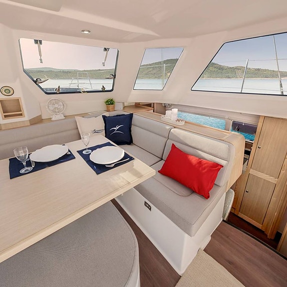 Seawind 1170: nästan ny, välutrustad & byggd för att seglas 3 of 12