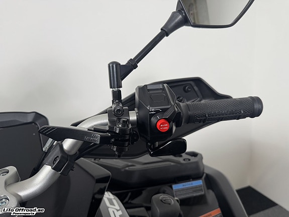 CFMOTO CFORCE 850 BLACK EDITION TB 4 of 14