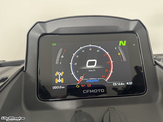 CFMOTO CFORCE 850 BLACK EDITION TB 12 of 14