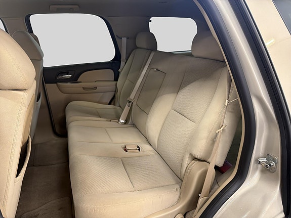 Chevrolet Tahoe 11 of 30