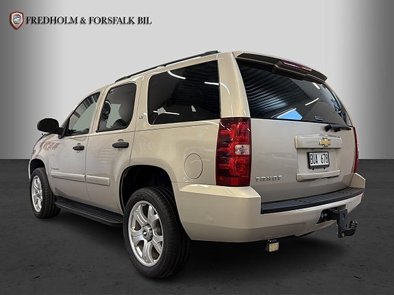 Chevrolet Tahoe 3 of 30