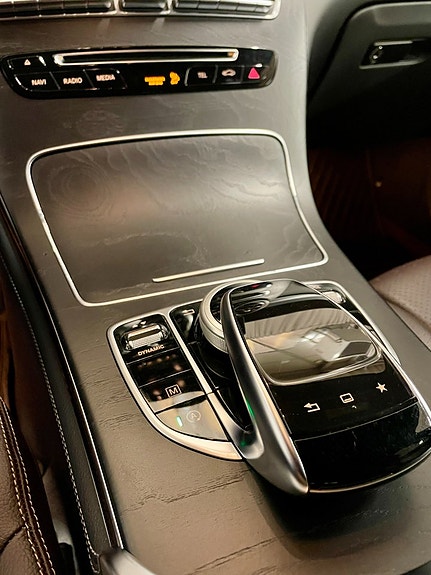 Mercedes-Benz GLC250 d 14 of 24