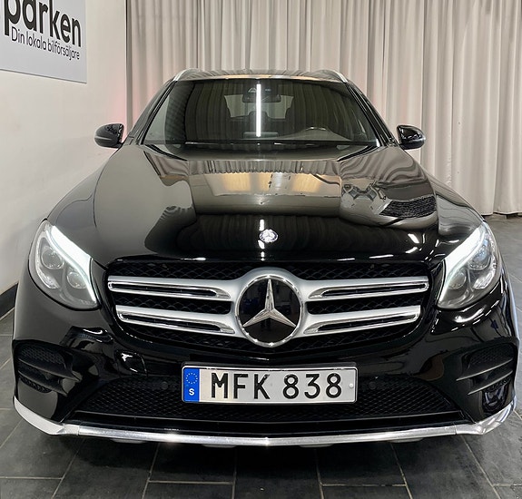 Mercedes-Benz GLC250 d 3 of 24
