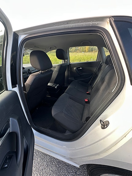 Volkswagen Polo 3 of 6