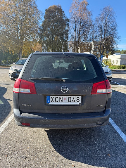 Opel Vectra 3 of 9