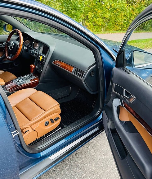 Audi A6 10 of 12