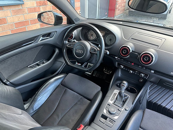 Audi S3 8 of 21