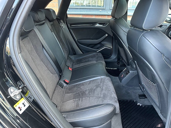 Audi S3 10 of 21