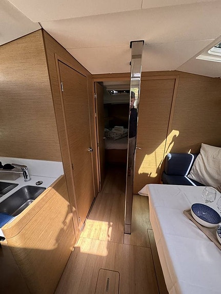 Jeanneau Sun Odyssey 440 –svenskägd och redo för Medelhavet 10 of 12