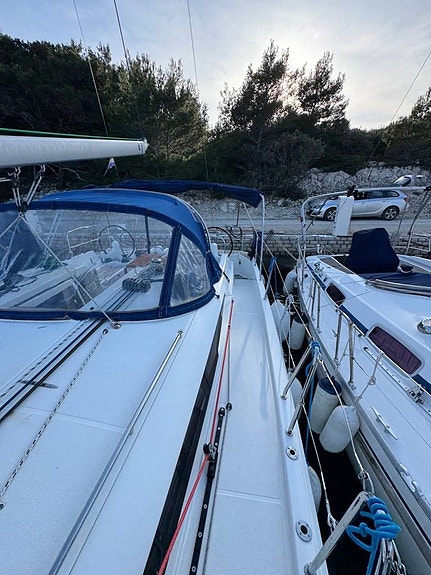 Jeanneau Sun Odyssey 440 –svenskägd och redo för Medelhavet 3 of 12