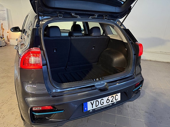 Kia Niro 11 of 15