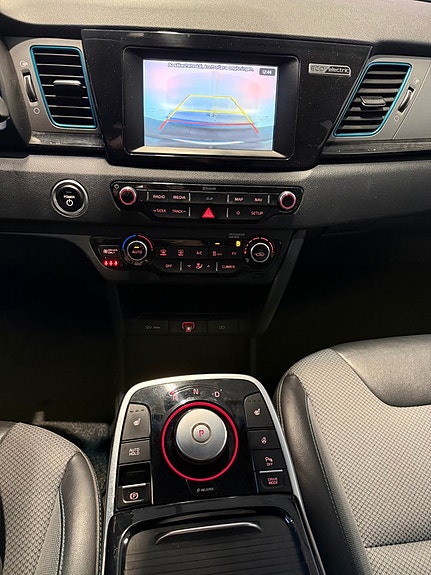 Kia Niro 10 of 15