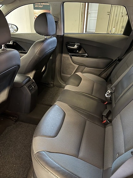 Kia Niro 8 of 15