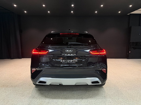 Kia XCeed 7 of 17