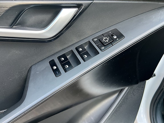 Kia Niro 9 of 21