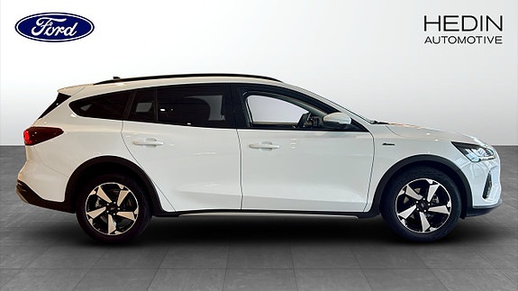 Ford Focus 6 of 12
