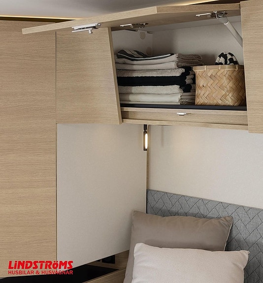 Rapido C86i Optimum Line 160hk INKOMMANDE Automat Queenbed 5 of 7