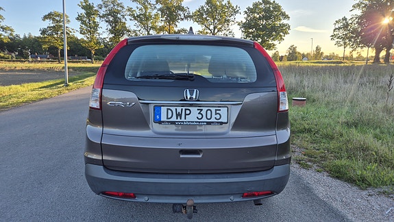 Honda CR-V 12 of 13
