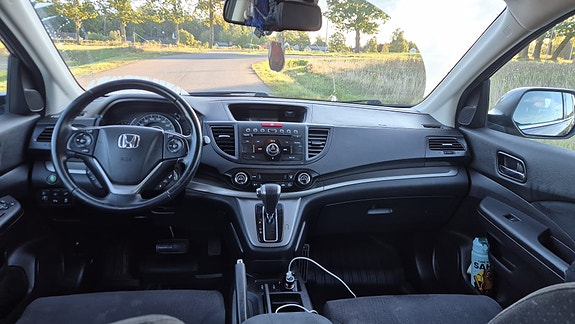 Honda CR-V 3 of 13
