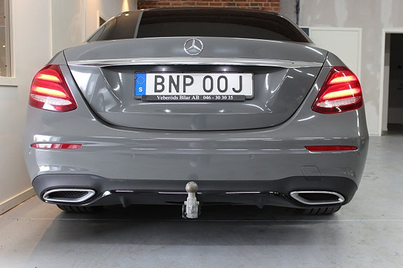 Mercedes-Benz E220 d 7 of 27