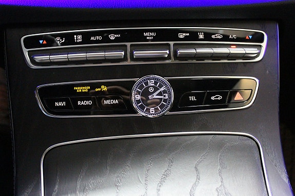Mercedes-Benz E220 d 21 of 27