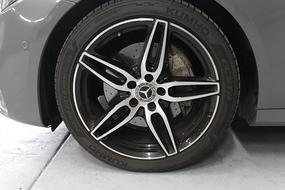 Mercedes-Benz E220 d 26 of 27