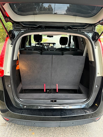 Renault Grand Scenic III 11 of 13