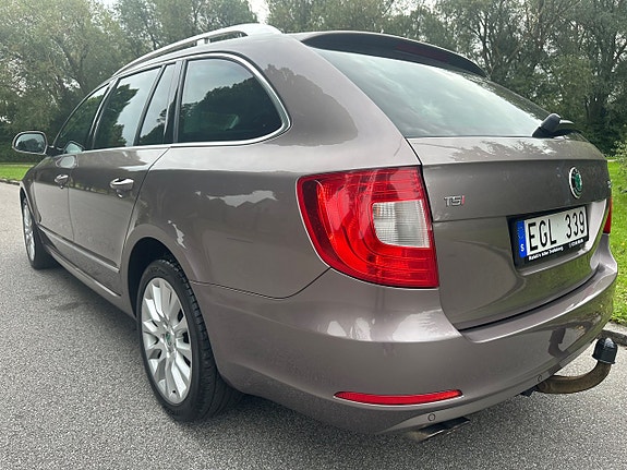 Skoda Superb 3 of 22