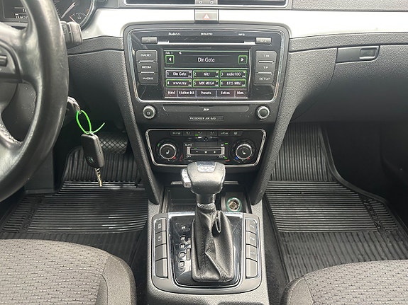 Skoda Superb 18 of 22