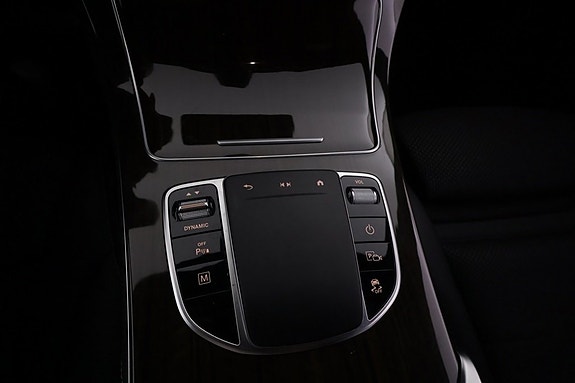 Mercedes-Benz GLC300 e 23 of 24