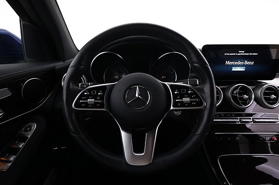 Mercedes-Benz GLC300 e 17 of 24