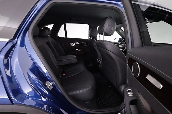Mercedes-Benz GLC300 e 15 of 24